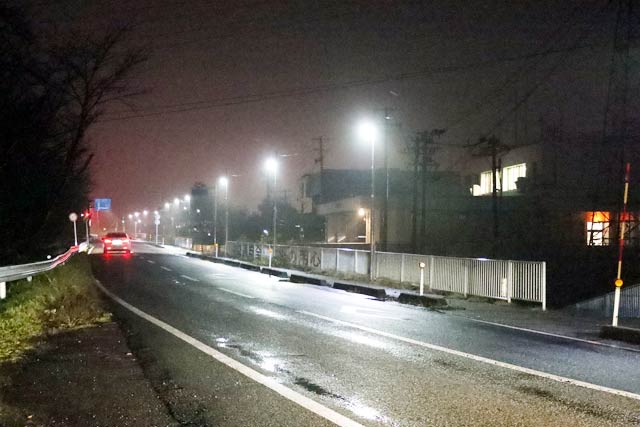 イノシシが目撃された燕消防署前