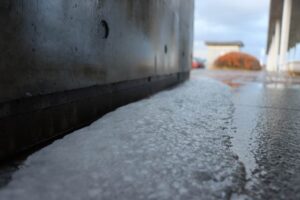 5日は目まぐるしく天気が変わる初冬の嵐 ひょうが降った所も