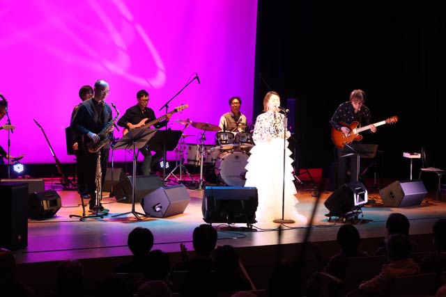 吉田睦 with Sektのライブ