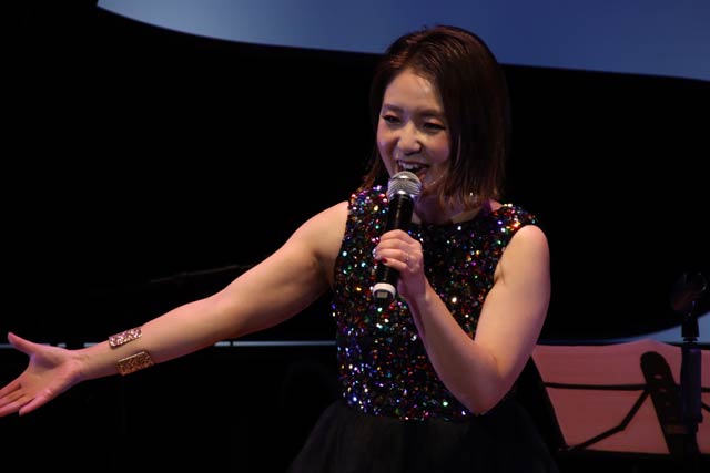 ミニコンサート「むっちゃんのうたと初めてのジャズ」。