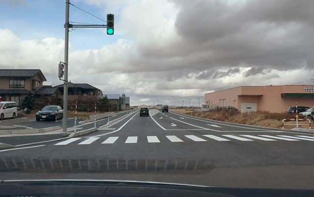 「南7丁目」交差点から一般国道289号燕北道路が新たに開通