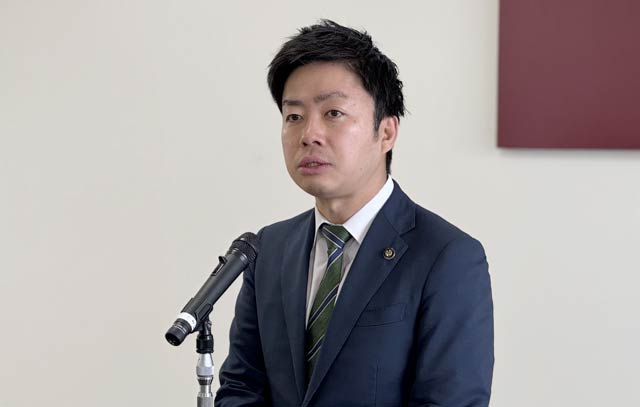 滝沢市長