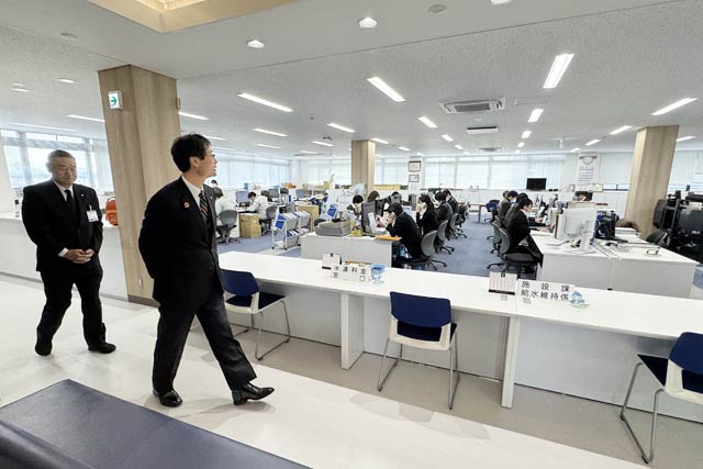 6日に営業を開始し新水道局庁舎
