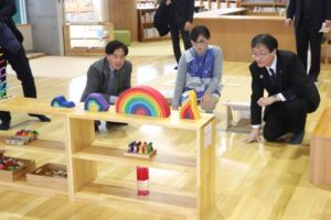 「こどもの森」11日リニューアルオープン 知育玩具を誕生日の孫に「買ってやろうかと」と鈴木市長