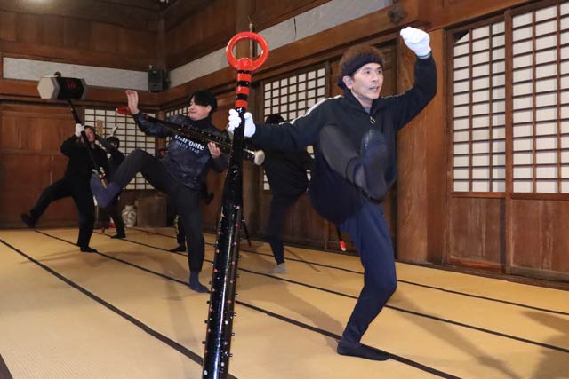 ことしの鬼踊り練習初日の本成寺鬼踊り奉賛会