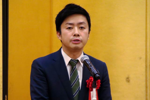 滝沢市長