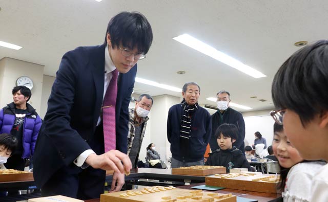 三枚堂達也七段との指導対局