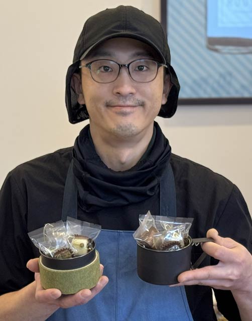 パティスリールーツのシェフパティシエ更科賢祐さん