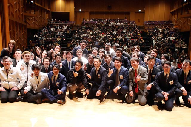 JCメンバーと記念写真 