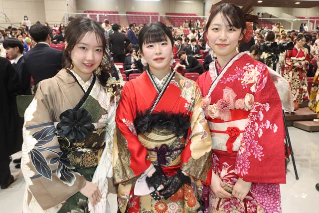 燕市二十歳のつどい