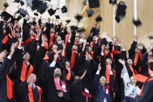三条市立大学卒業式