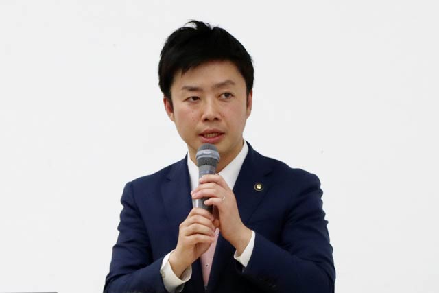 滝沢市長
