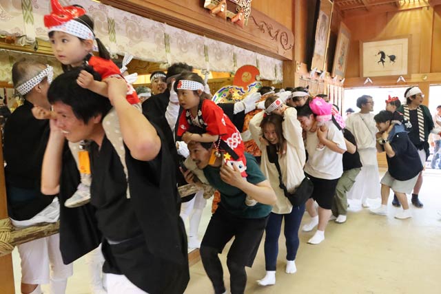 舞い込み