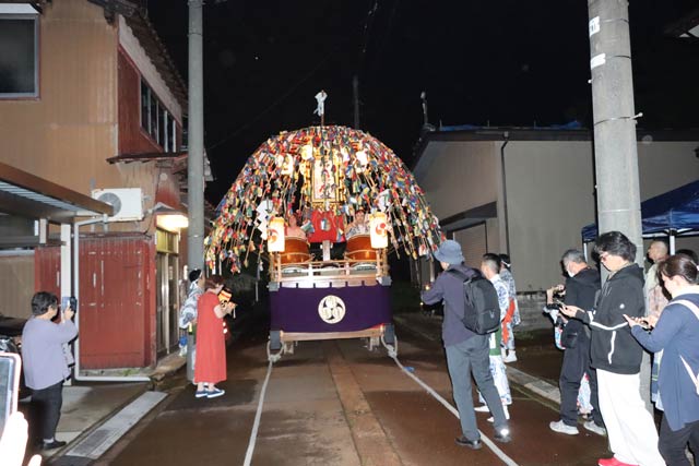 木場小路万灯組の万灯