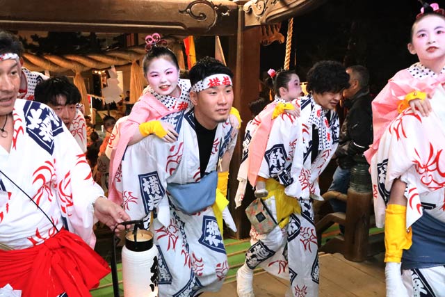 横町万灯保存会