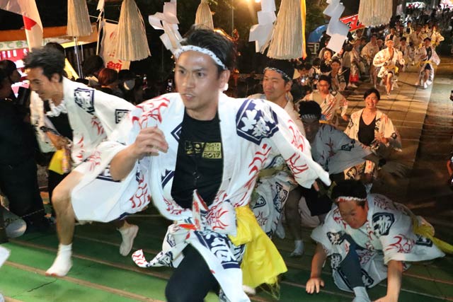 横町万灯保存会