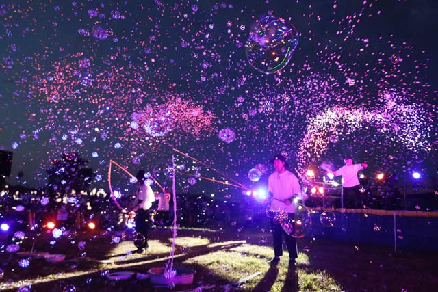 「メモリアル＆ミズベリング三条フェス」のナイトバブル