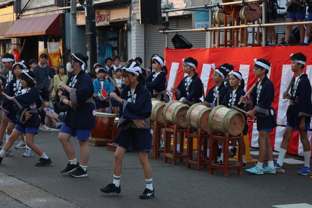 凧と凧ばやし踊り