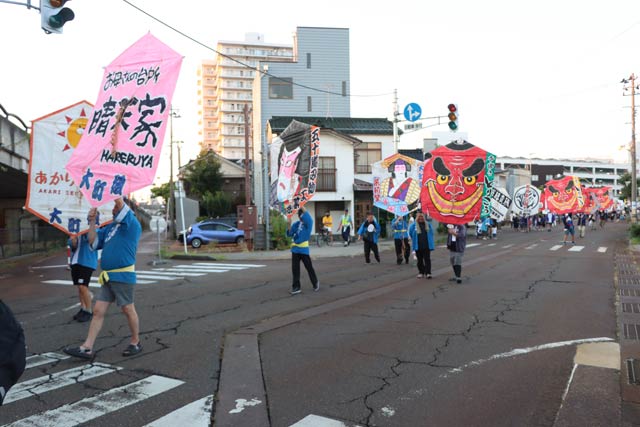 凧と凧ばやし踊り
