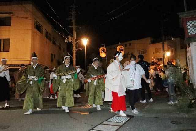 弥彦燈籠まつり