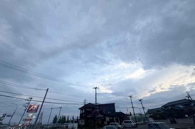 5日夕方の空を覆う雲