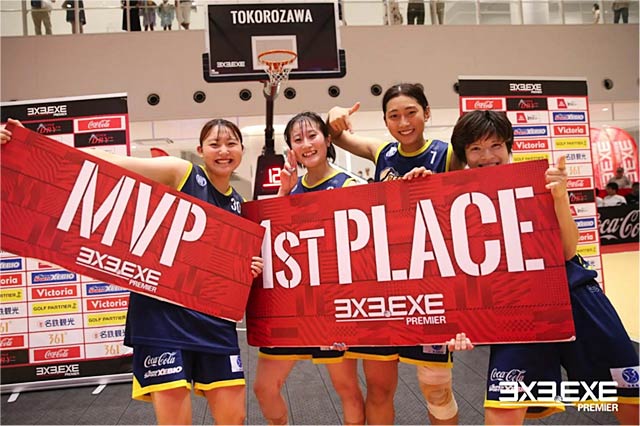 優勝した女子ビーターズ