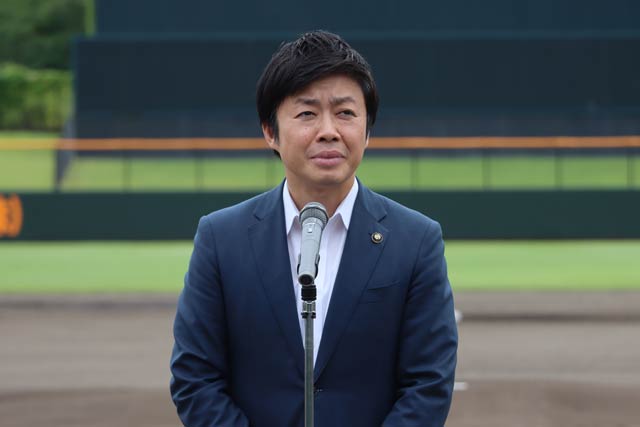 滝沢市長のあいさつ
