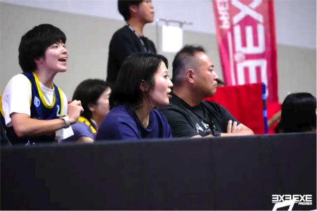 負傷した竹内キャプテンと金沢選手