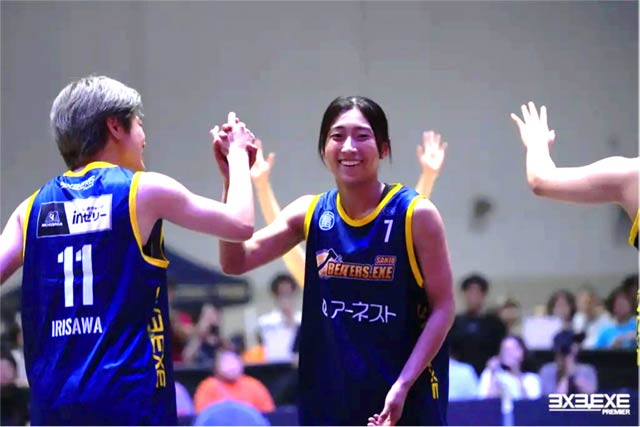 予選ラウンドでUENOHARA SUNRISEに勝利し安堵する久井選手