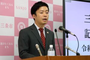 滝沢三条市長の定例記者会見
