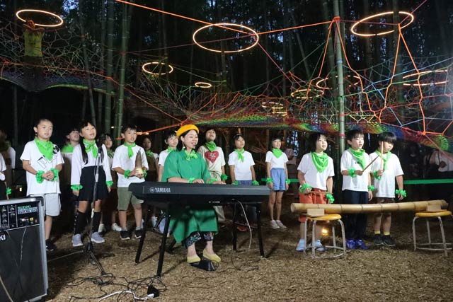 田上小3年生がオリジナルソング「ふしぎなあのこ～田上のたけのこのうた～」を披露