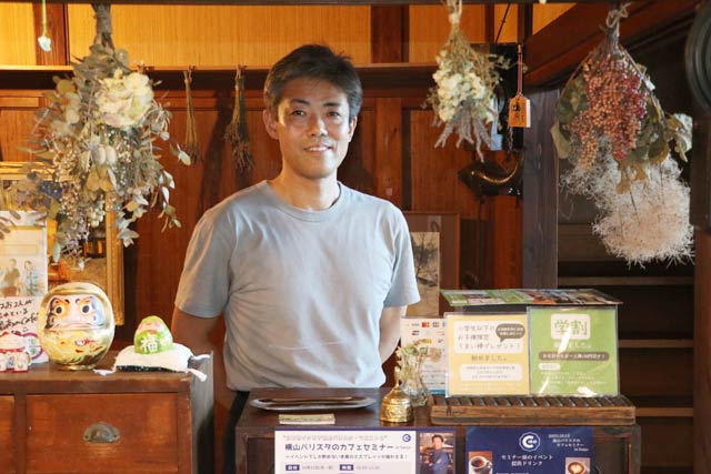 古民家カフェ「cafx たけだや」の吉田さん