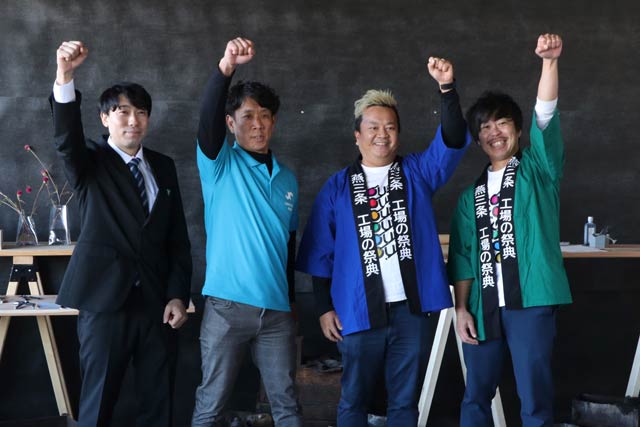 12日の記者会見