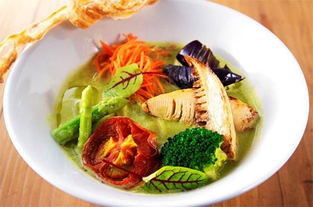 「護摩堂野菜のベジラーメン」