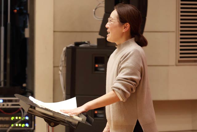 今回初めてソリストを務める指導者の櫻井綾さん