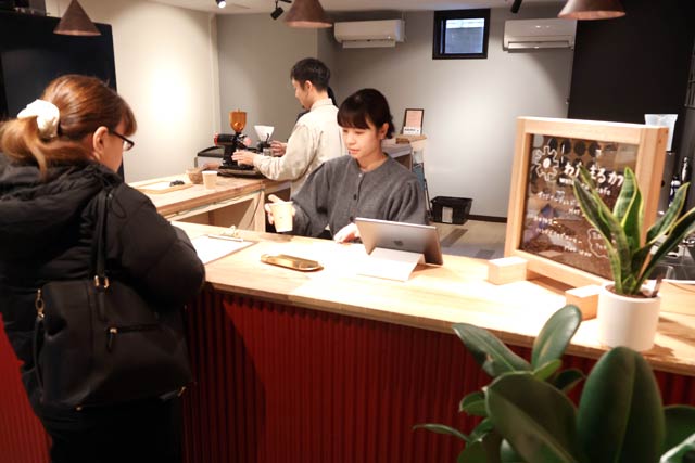 燕市吉田産業会館にオープンした「わたまるカフェ」