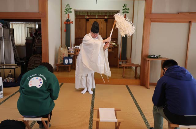 「天神講合格祈願フェア」に向けて菅原神社で合格祈願グッズの祈とう