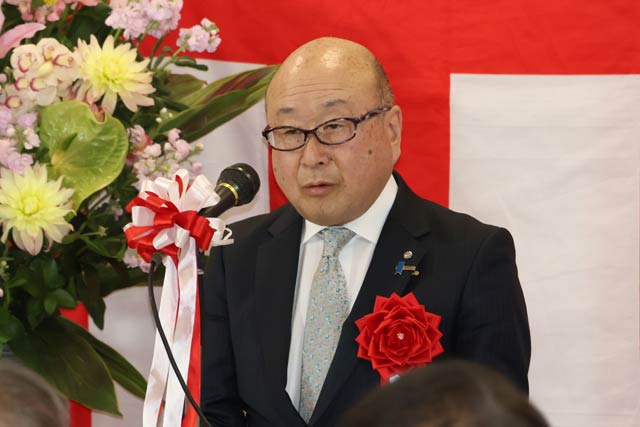 本間弥彦村長