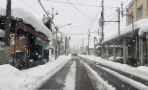 三条市の積雪は今季最深の70cm