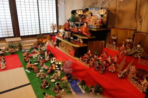 小須戸に春告げるひな人形 「在郷町小須戸ひな・町屋めぐり2026」