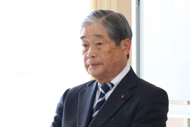 坂井良永氏