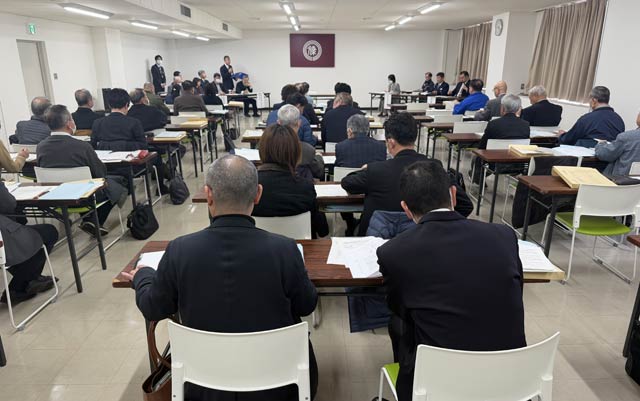 三条市議選の立候補予定者説明会