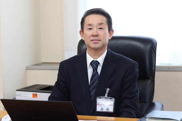 ■副市長室で高橋副市長