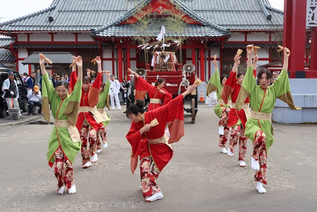 弥彦よさこい添弥の演舞