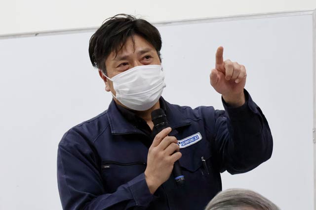 山崎金属工業の山崎副社長