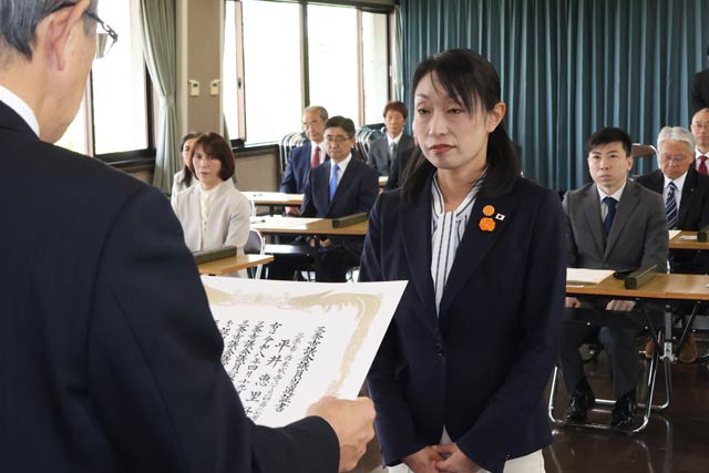 トップ当選の平井恵里子氏