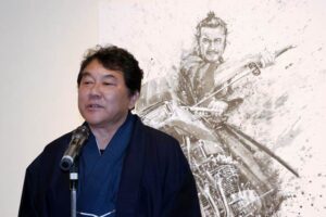 墨と割り箸でエンジン音まで描く ニューヨーク在住・遠藤信さんの企画展が弥彦の丘美術館で開幕