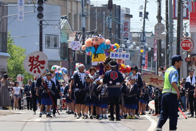裏館小学校