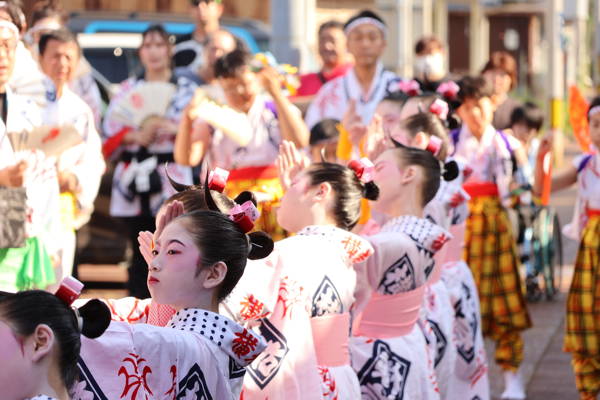 横町万灯保存会