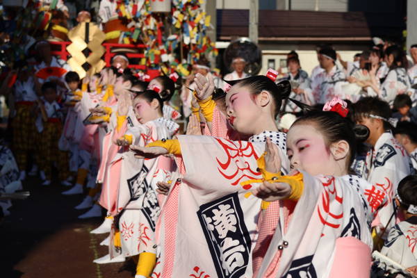 横町万灯保存会